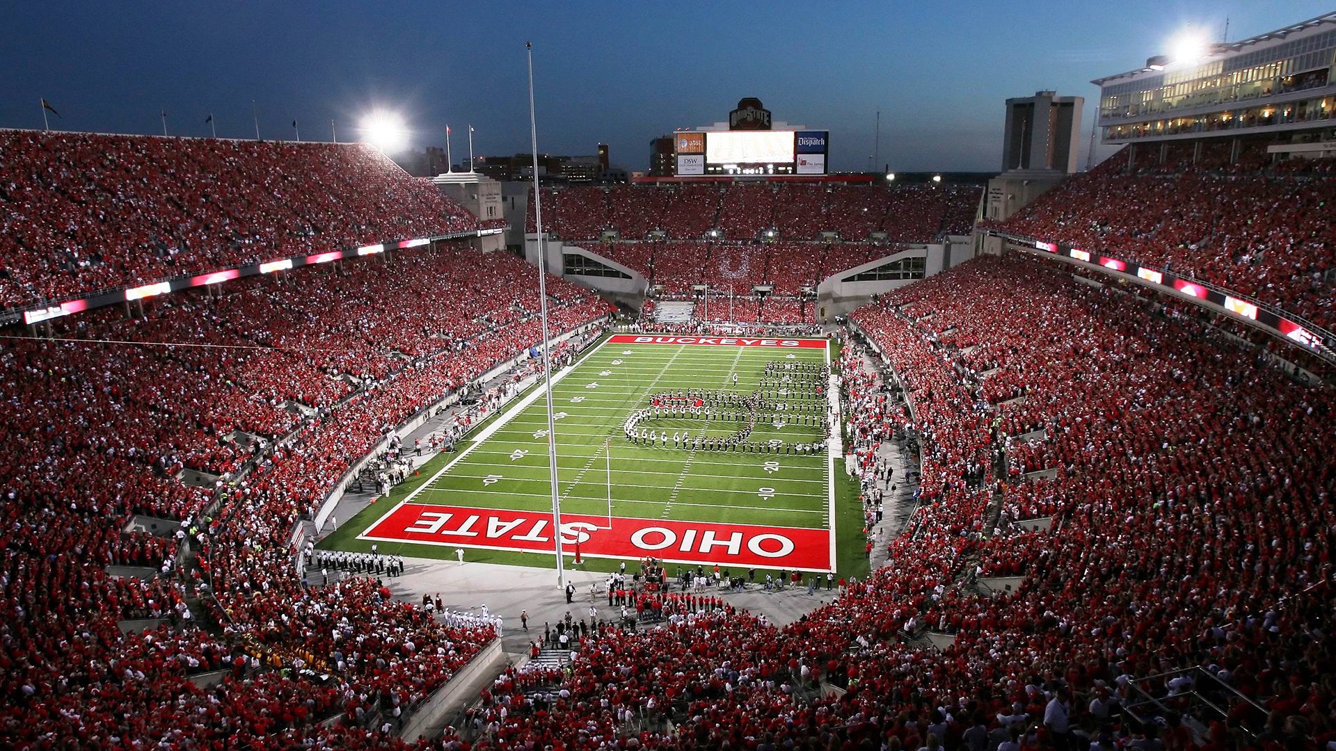 足球+“智慧交通”实现赛事道路疏导高效便捷，知识智能足球