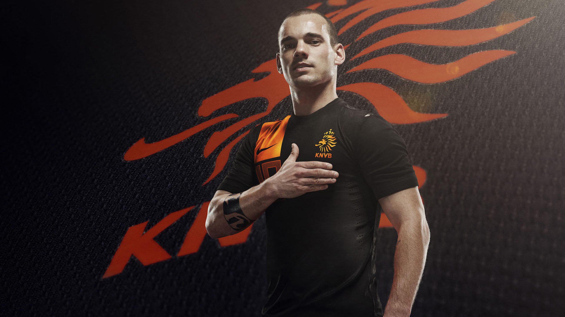 足球比赛解说语言风格更加亲民化，足球比赛经典解说词